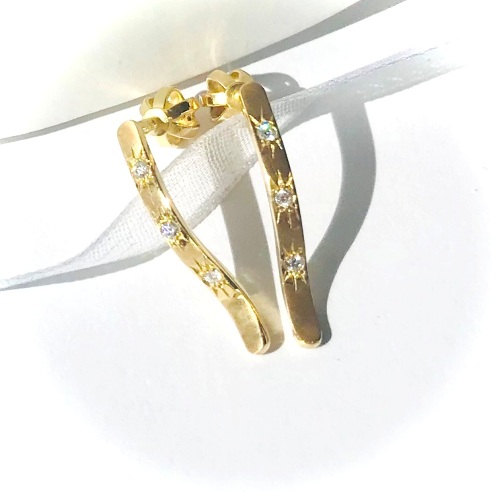 Zlaté náušnice s diamantom,18 k.Originál.